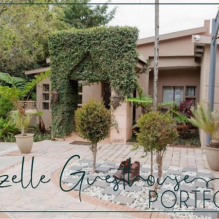 4 Gazelle Guesthouse Mbombela Eksteriør bilde